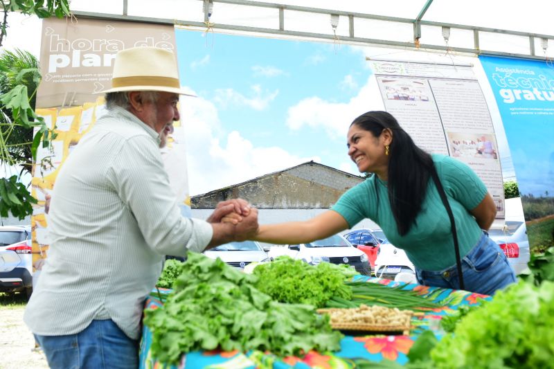 Dia do Agricultor é marcado por homenagens e prêmios em São Sebastião